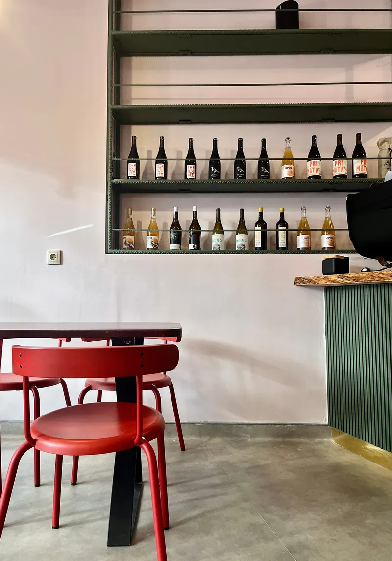 DOM - Specialty Coffee & Brunch