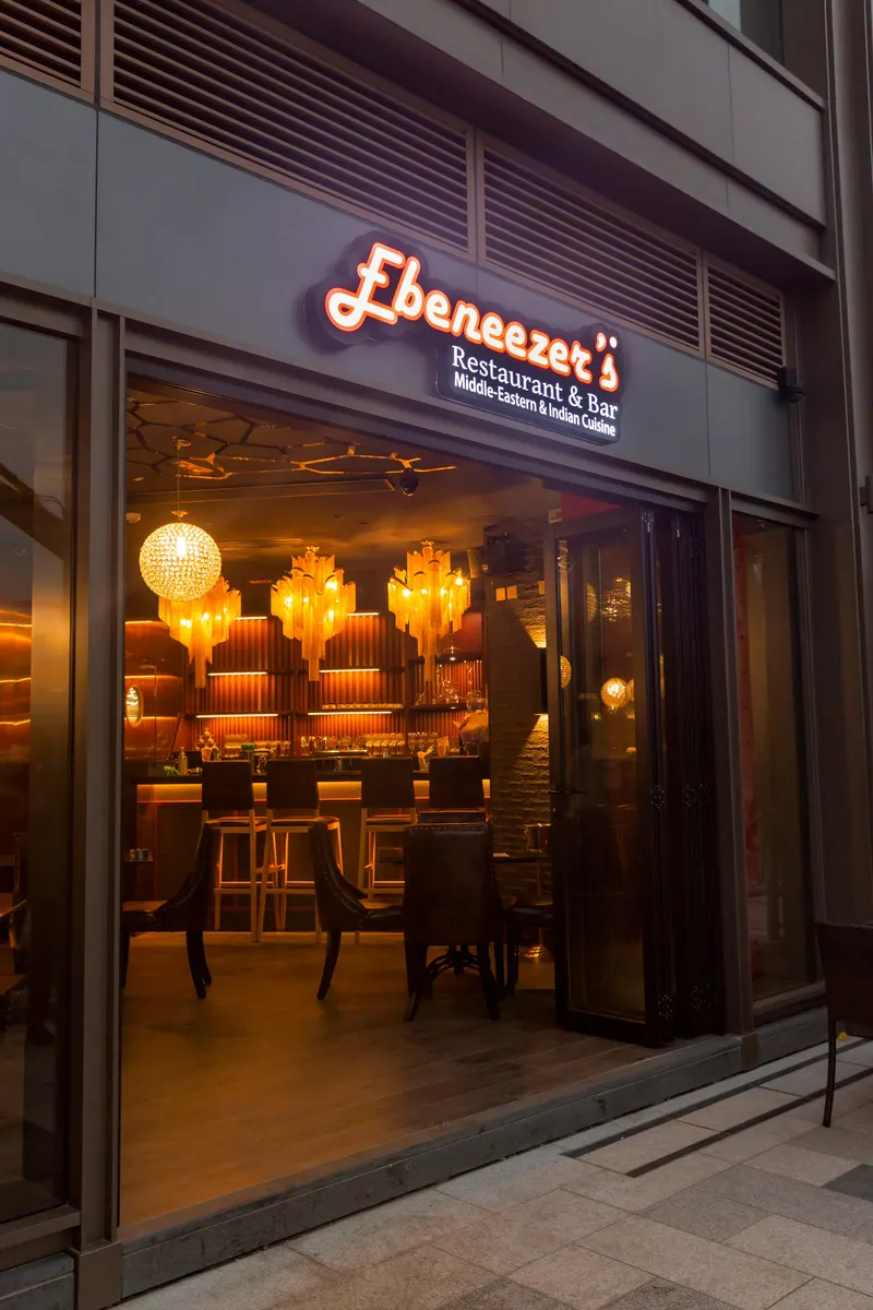 Ebeneezer's Restaurant & Bar (Tung Chung)