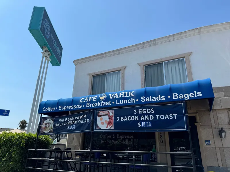 Café Vahik in La Jolla, San Diego