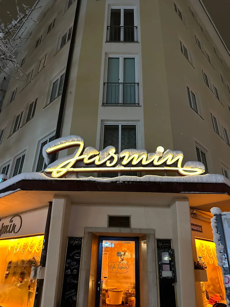 Café Jasmin in Maxvorstadt, Munich