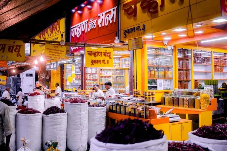 Lalbaug Market in Prabhadevi, Mumbai