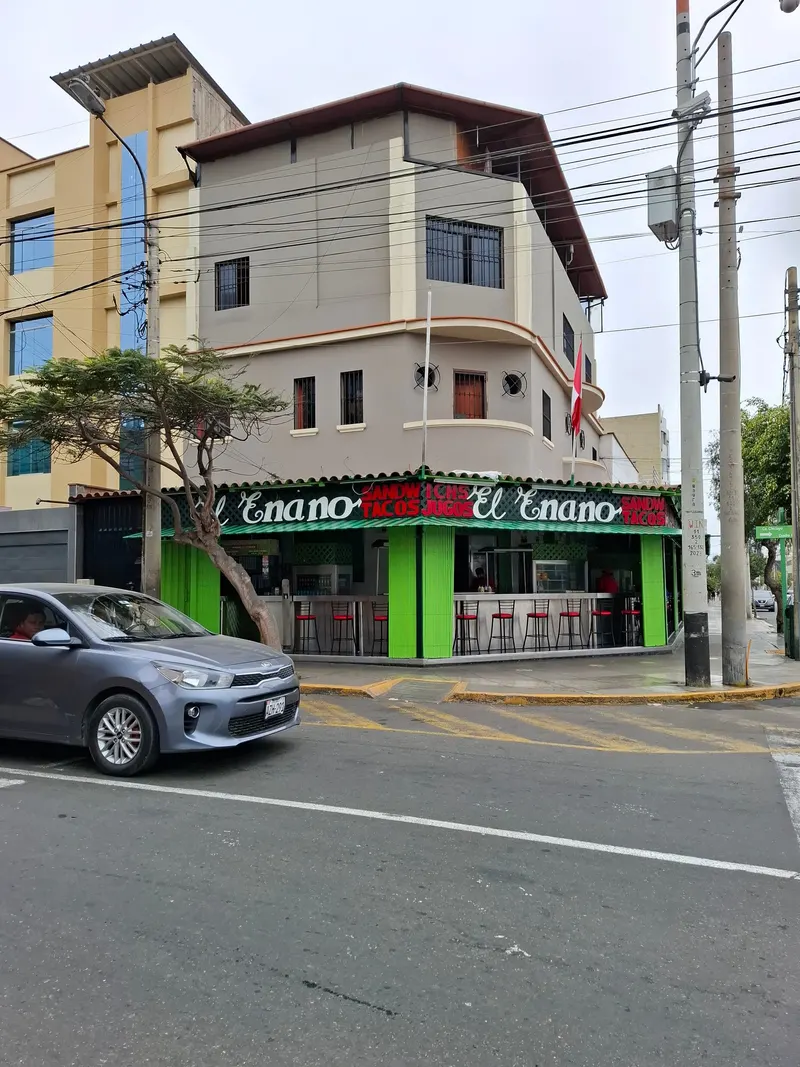 El Enano