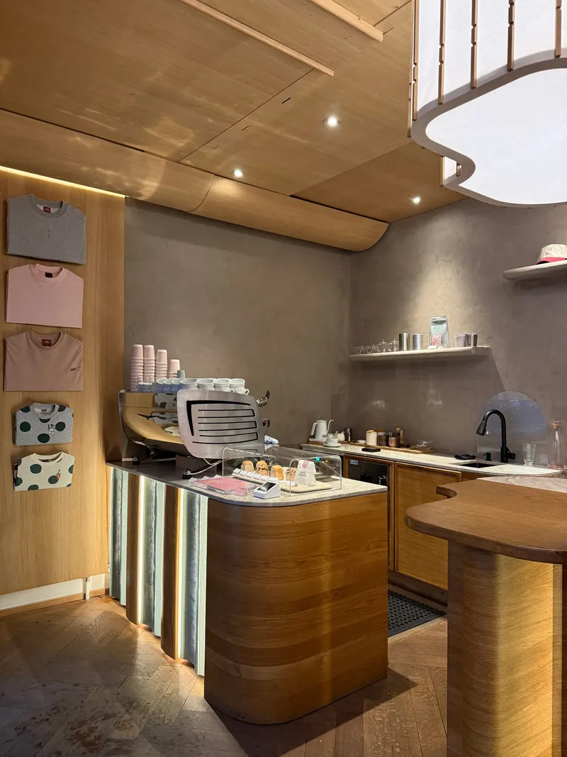 Lalere Café & Bar