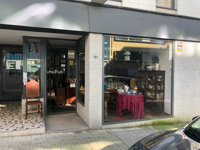 Antique Porto - Compra & Venda de Antiguidades in Cedofeita, Porto