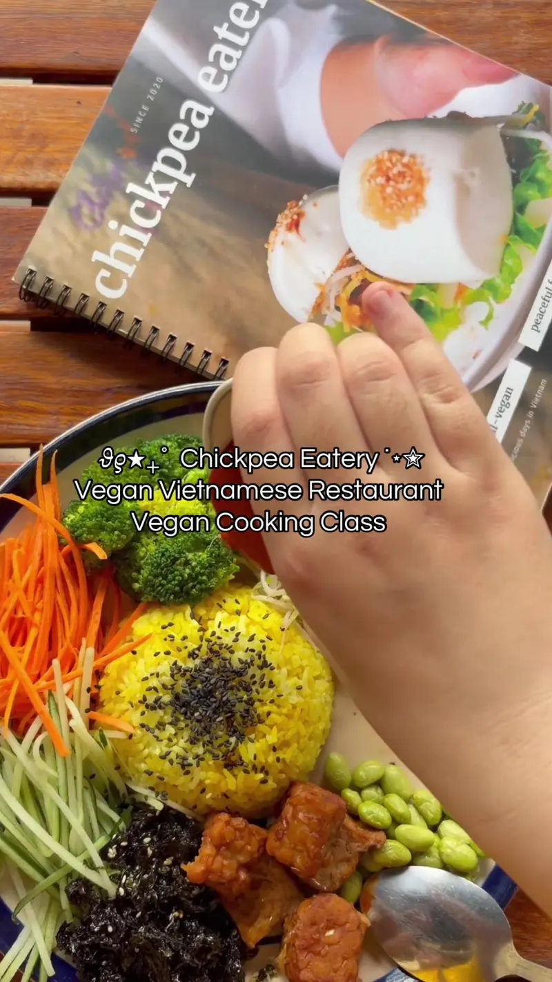 Chickpea Eatery: Da Nang Vegan Restaurant and Vegan Cooking Class in Phường Mỹ An, Da Nang
