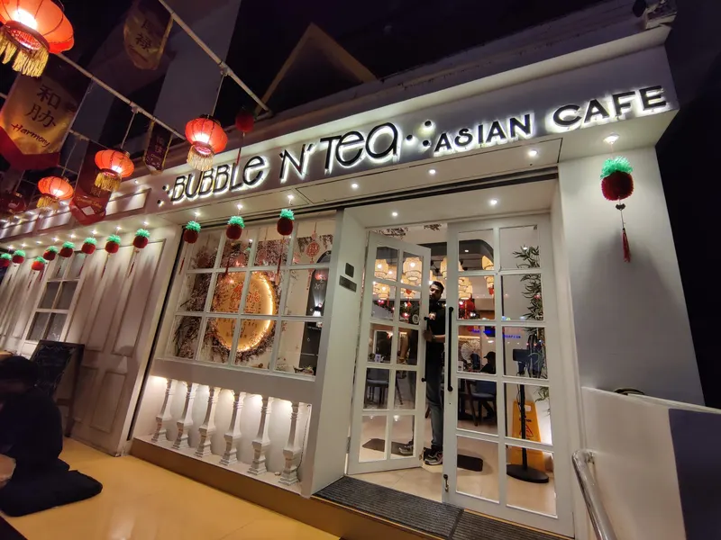 Bubble N Tea Asian Cafe - 珍珠奶茶传