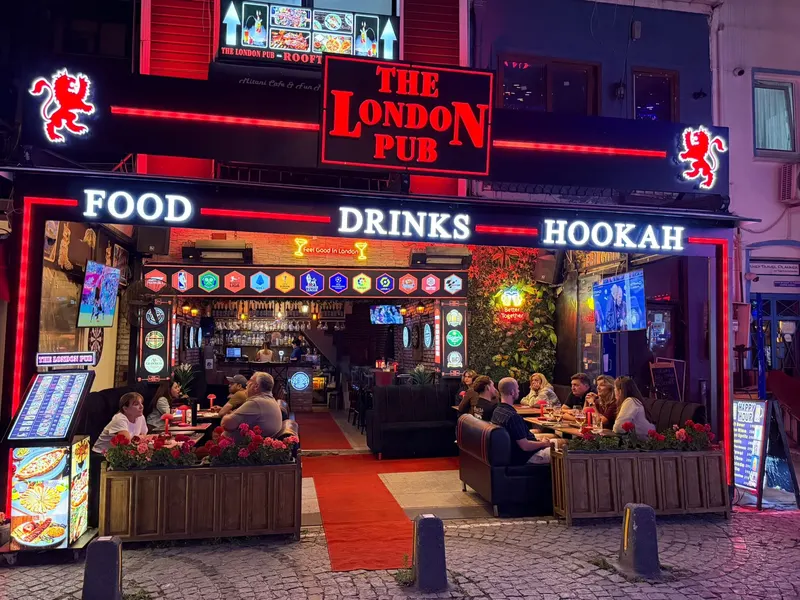 The London Bar in Cankurtaran, Istanbul