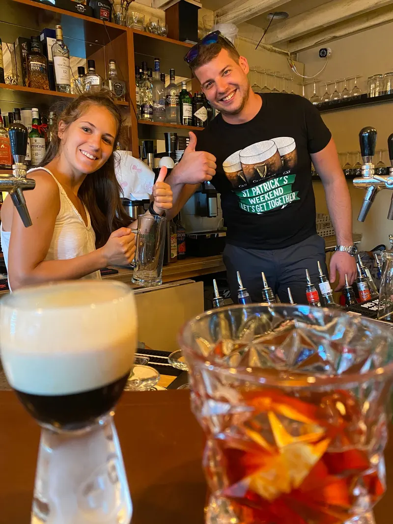 Szomjas Hattyú Pub