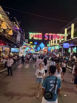 Pub Street