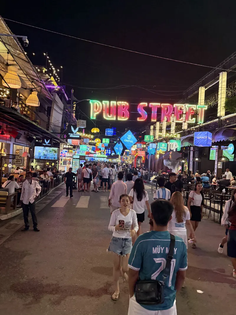 Pub Street