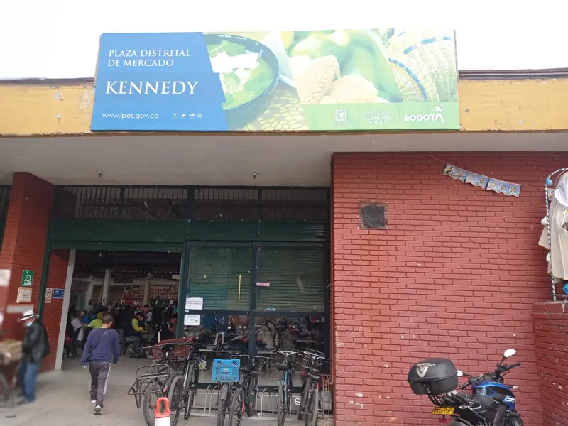 District Market Square Kennedy