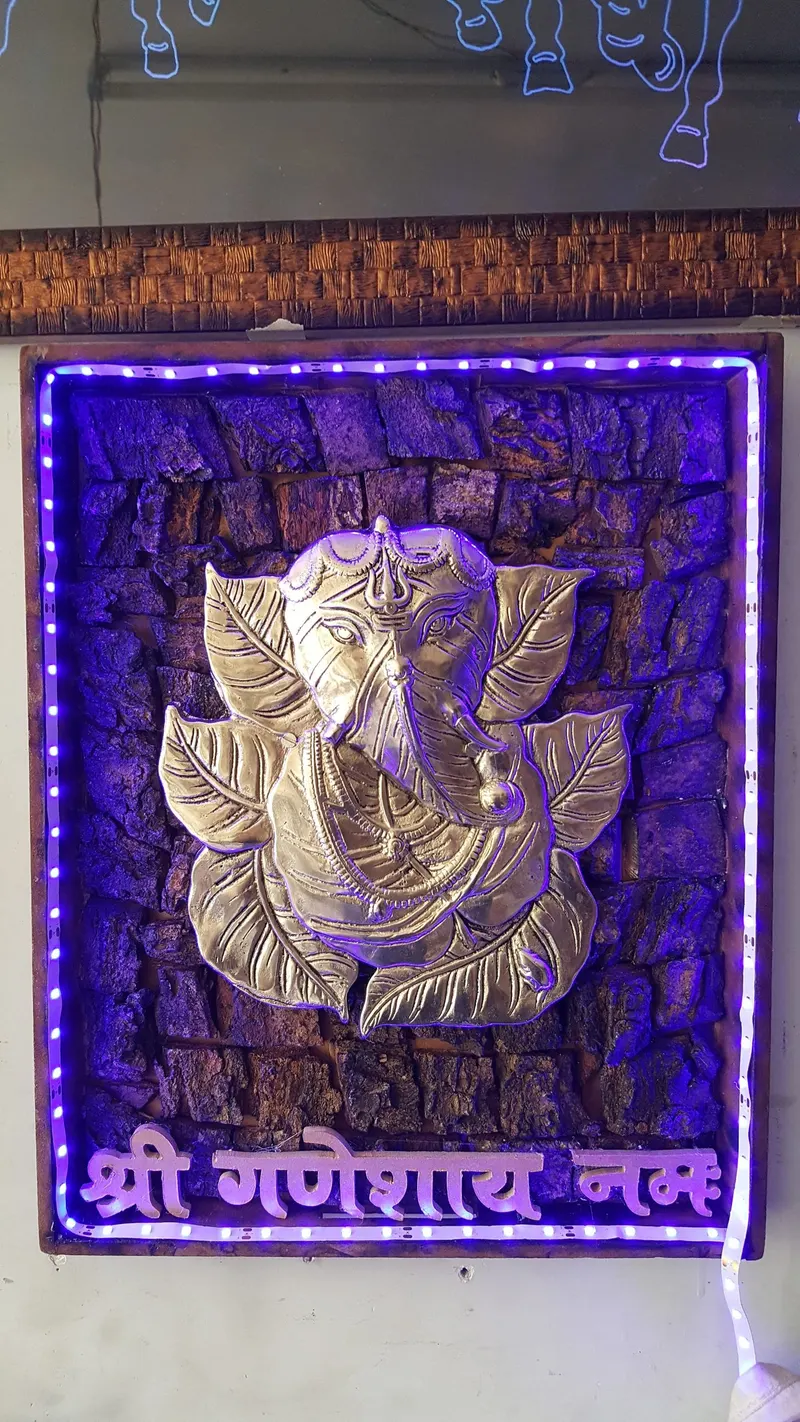 Kaaveri Gifts and Handicrafts