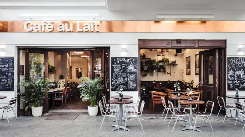 Café au Lait in Kantstraße, Berlin