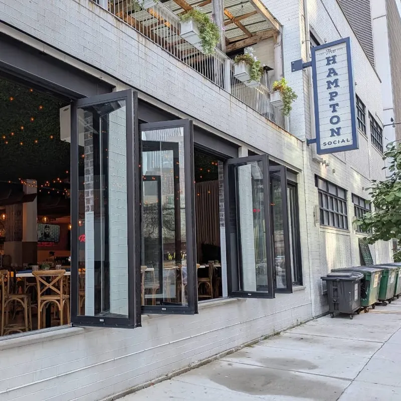 The Hampton Social - Streeterville