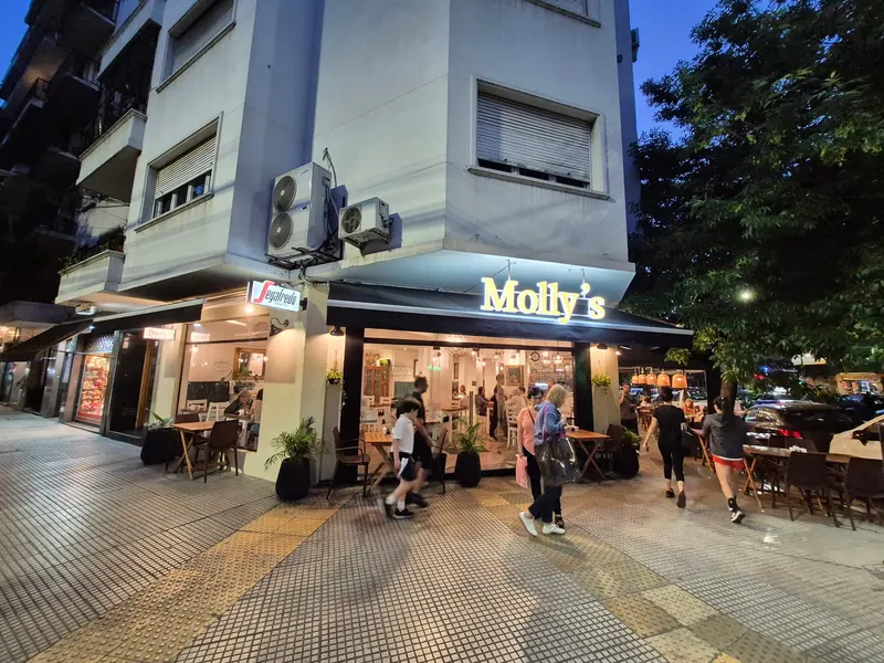 Mollys in Caballito, Buenos Aires