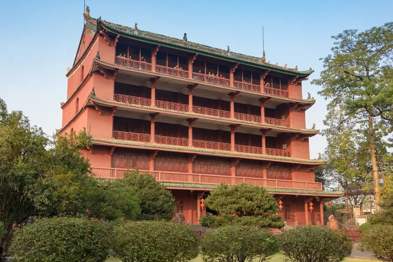 Yuexiu Park, Zhenhai Tower & Five Rams Statue in Guangzhou