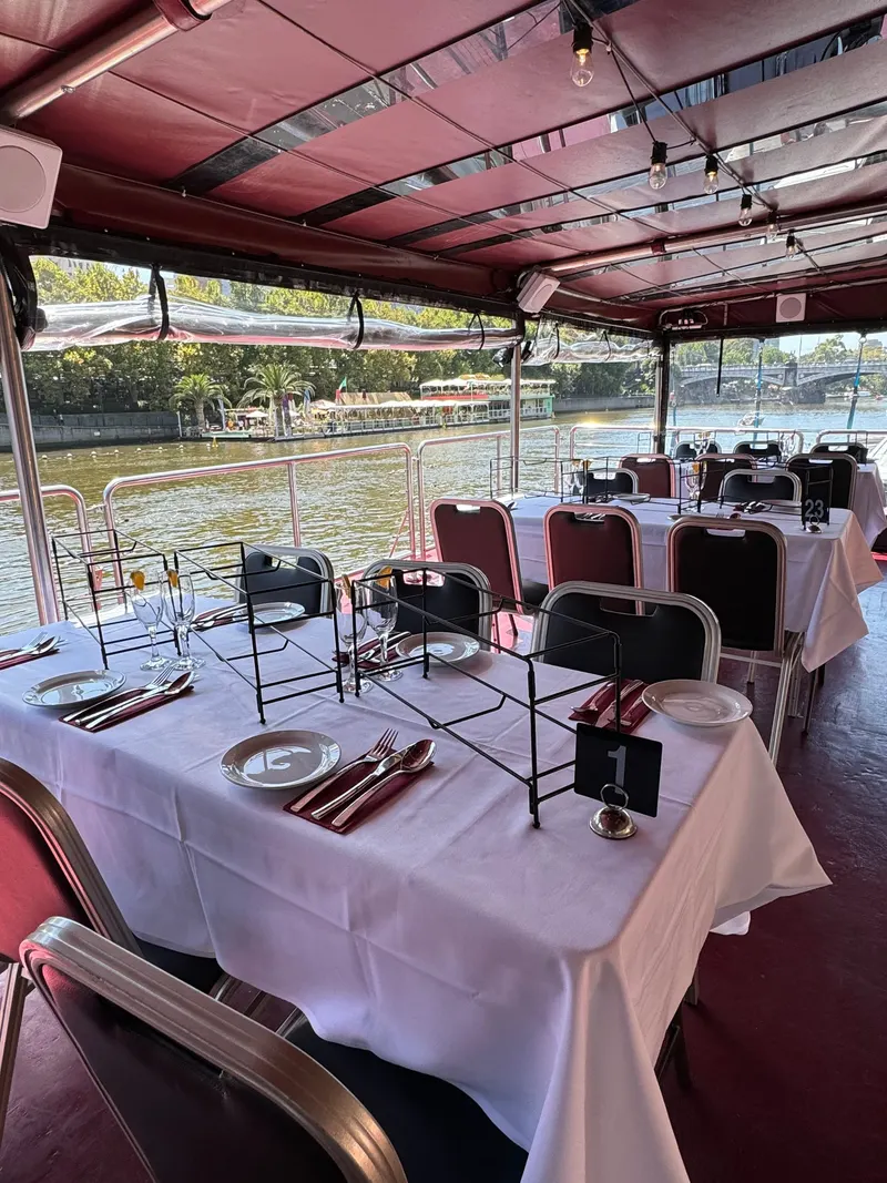 Spirit Of Melbourne Cruising Restaurant