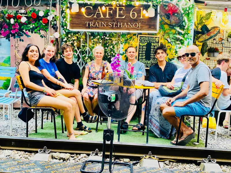 CAFE 61 TRAIN ST. HANOI