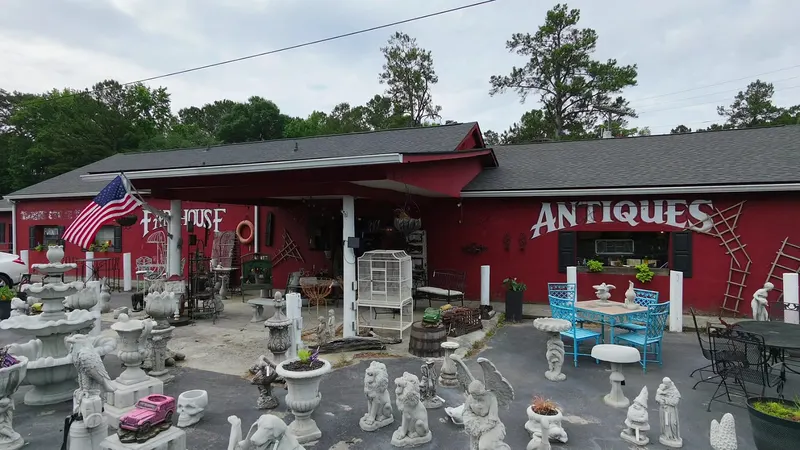 Farmhouse Antiques and Garden Center