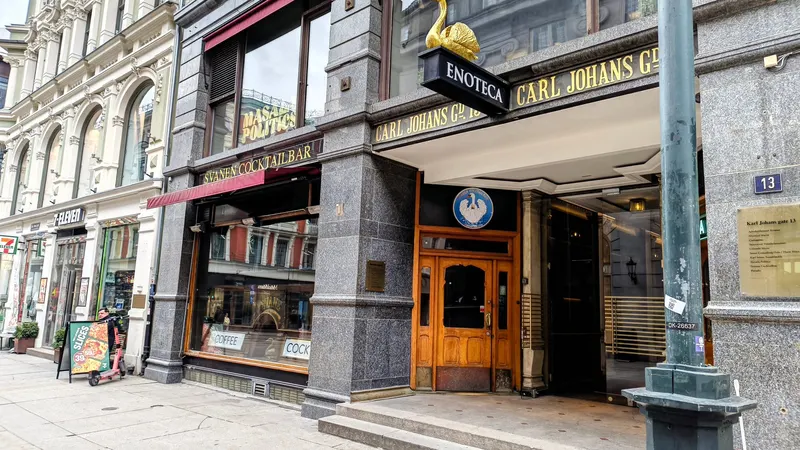 SVANEN Cocktailbar