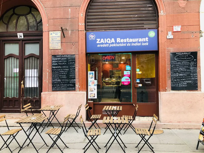 Zaiqa Restaurant eredeti pakisztáni és indiai ízek (Halal) (حلال) in Kálvin tér, Budapest