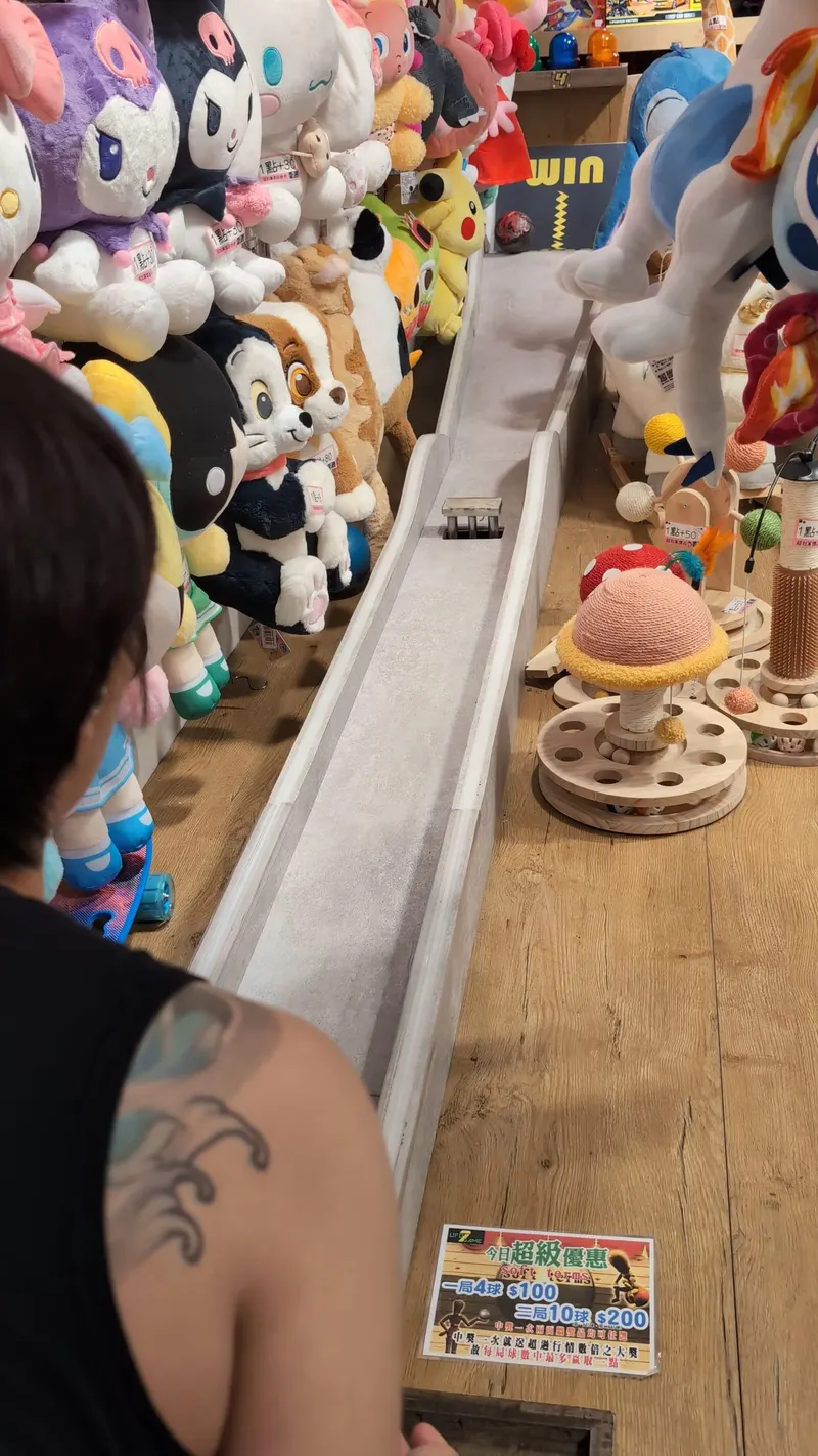 Le Hua Night Market