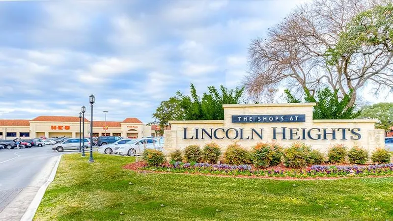 The Shops at Lincoln Heights