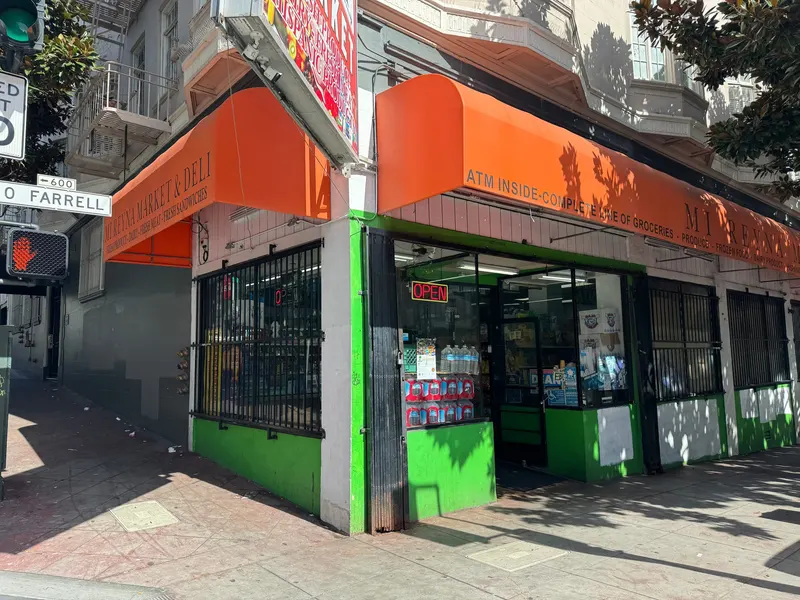 MI REYNA MARKET
