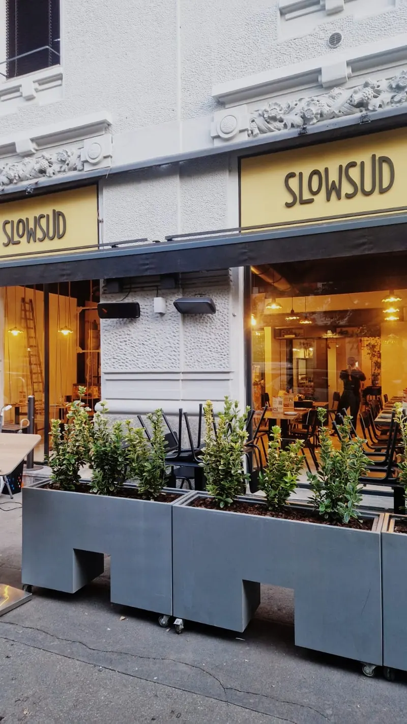 SlowSud Isola in Isola, Milan