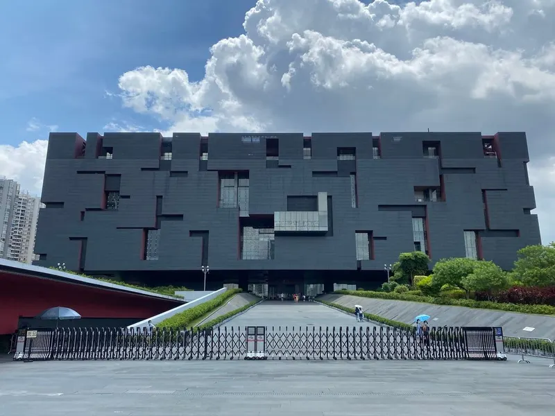 Guangdong Museum & Zhujiang New Town in Guangzhou