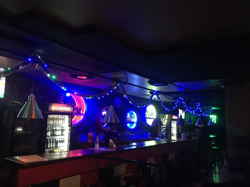 BOSSDEN Bar & Restaurant ( BD)