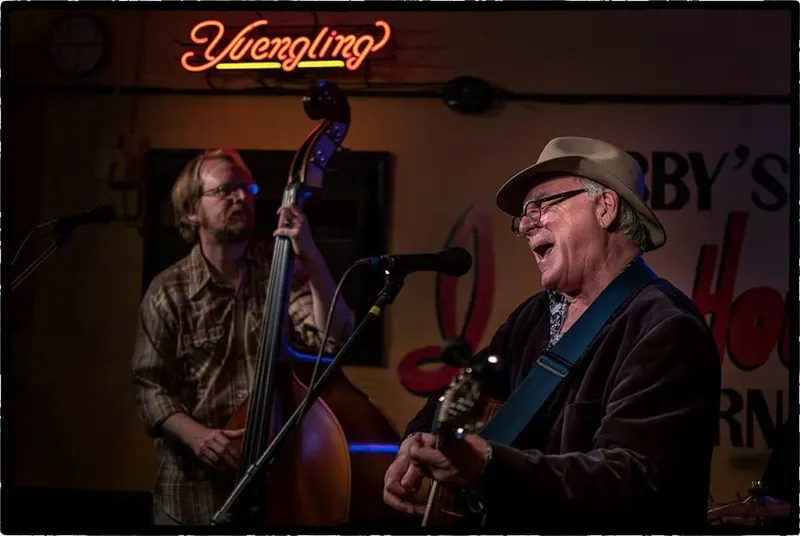 Bobby's Idle Hour Tavern