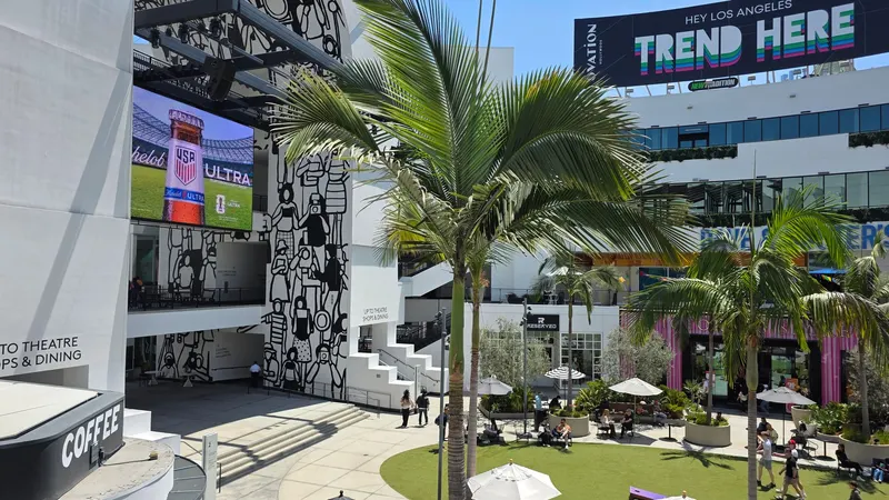 Ovation Hollywood
