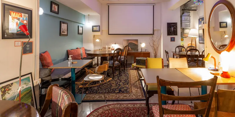 The Caravan Cafe