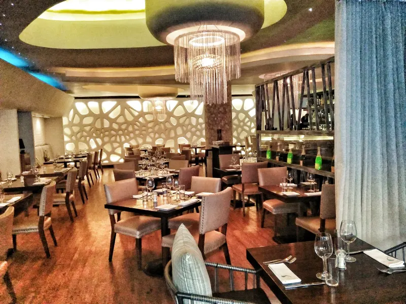 Seven Seafood & Grill