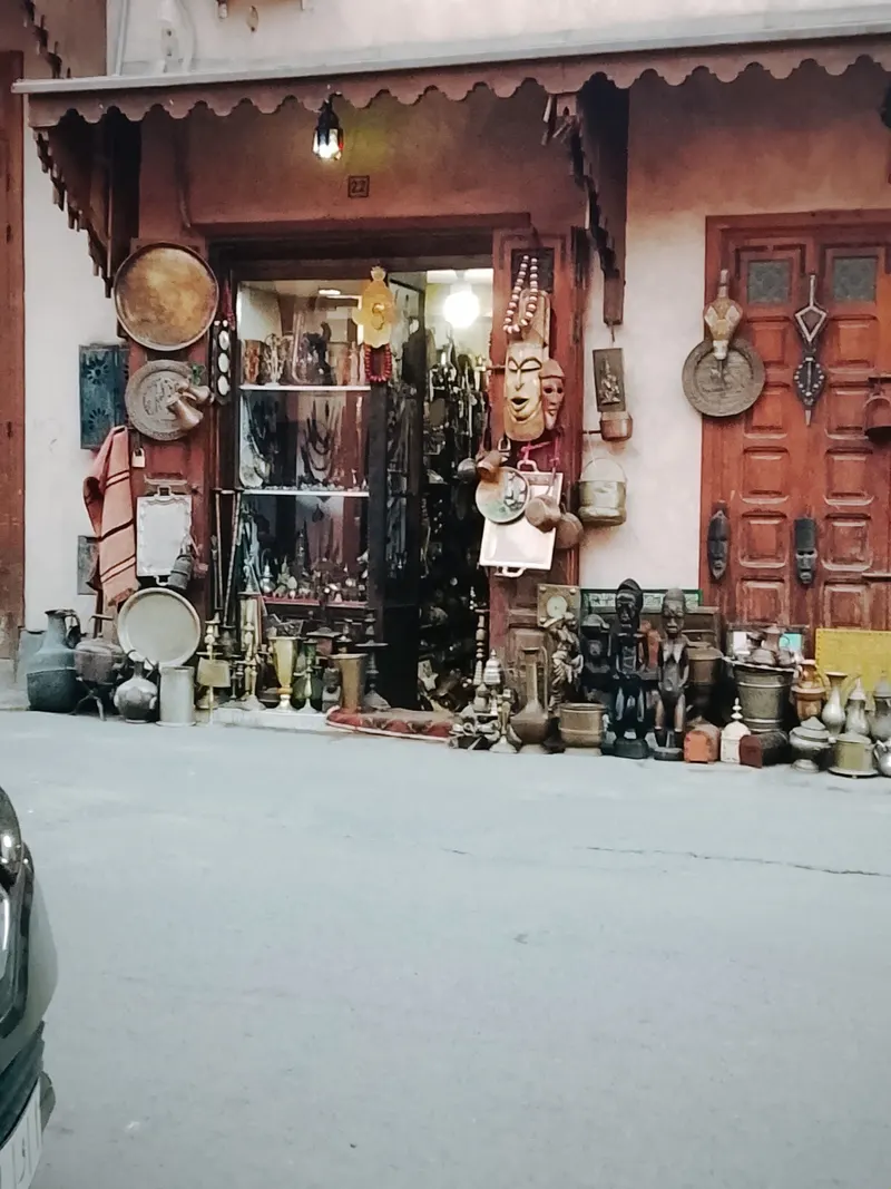 Azdin Antiques