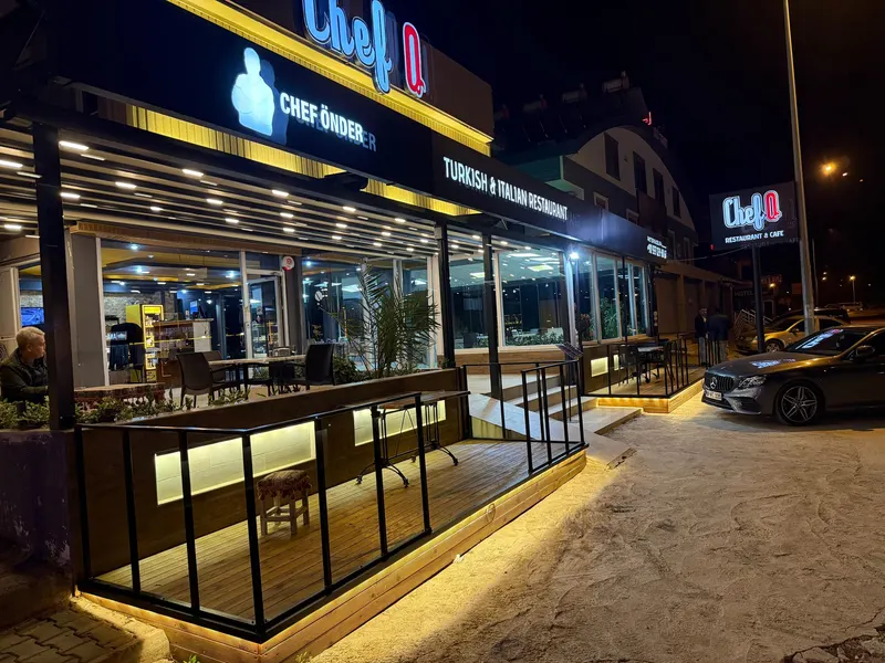 Chef'Q Restaurant