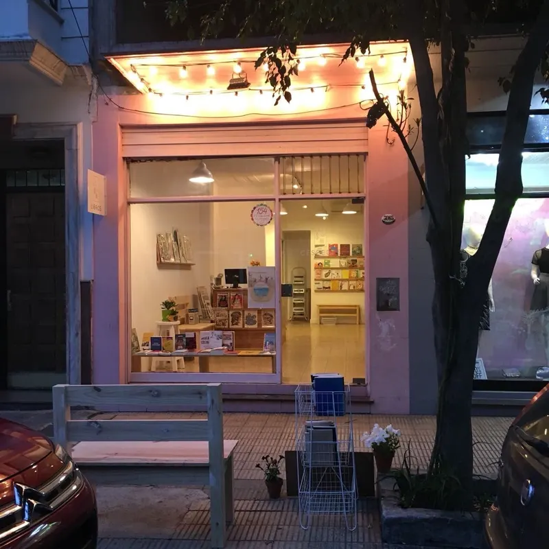 Céspedes Libros in Colegiales, Buenos Aires