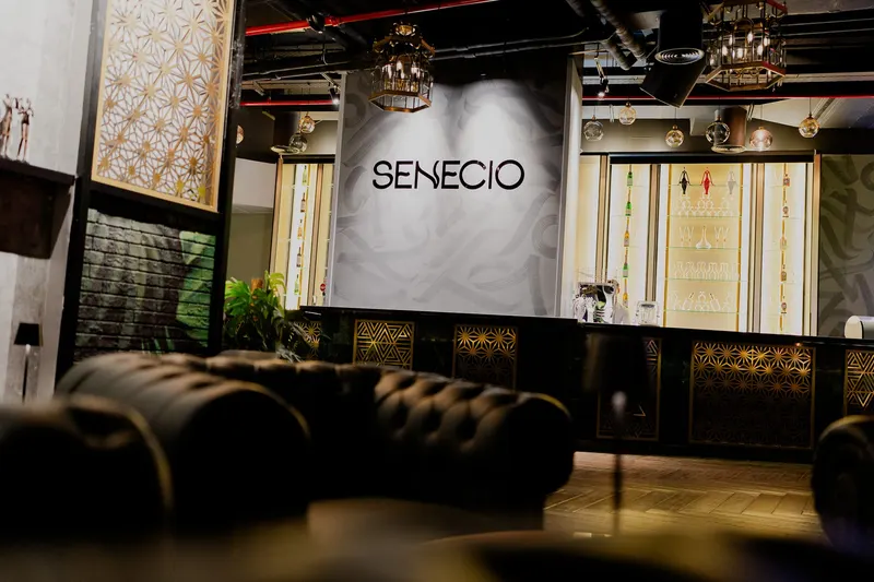 Senecio Restaurant & Lounge