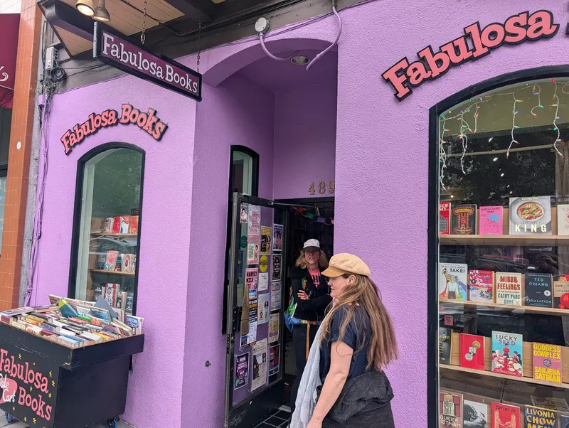 Fabulosa Books