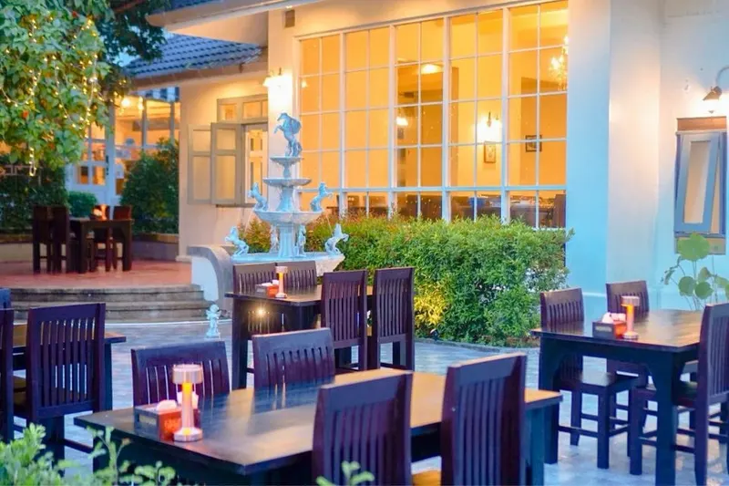 Thai Mueang Restaurant Phuket