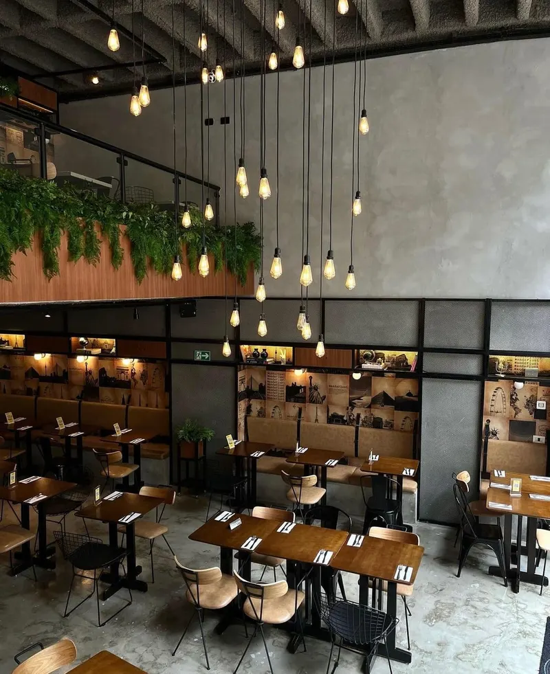 Wanderlust Bar & Restaurante