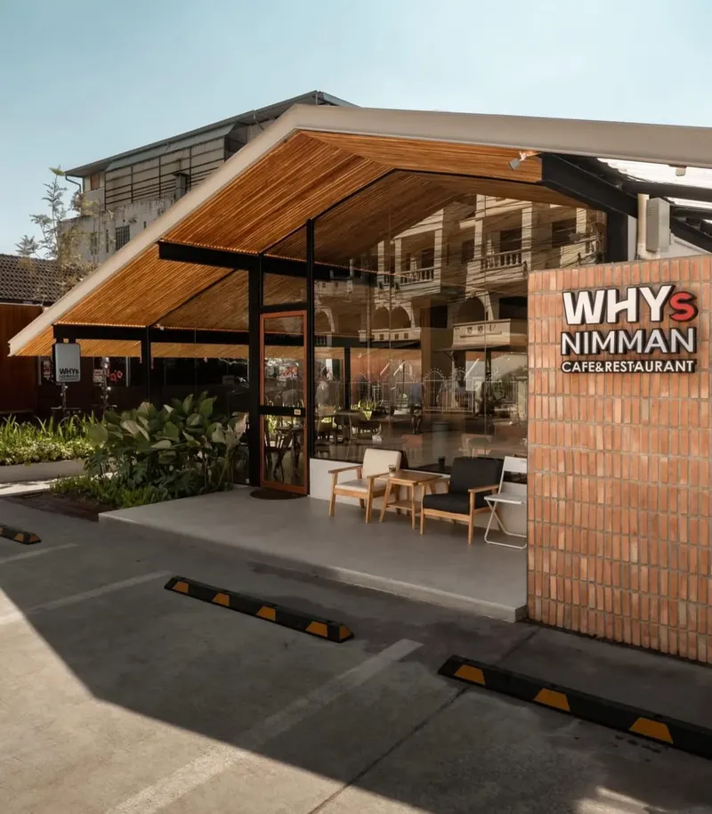 WHYs Nimman Cafe & Restaurant