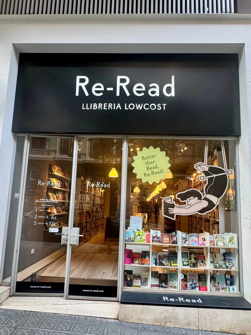 Re-Read Llibreria Lowcost - Muntaner Barcelona in Sant Gervasi - Galvany, Barcelona