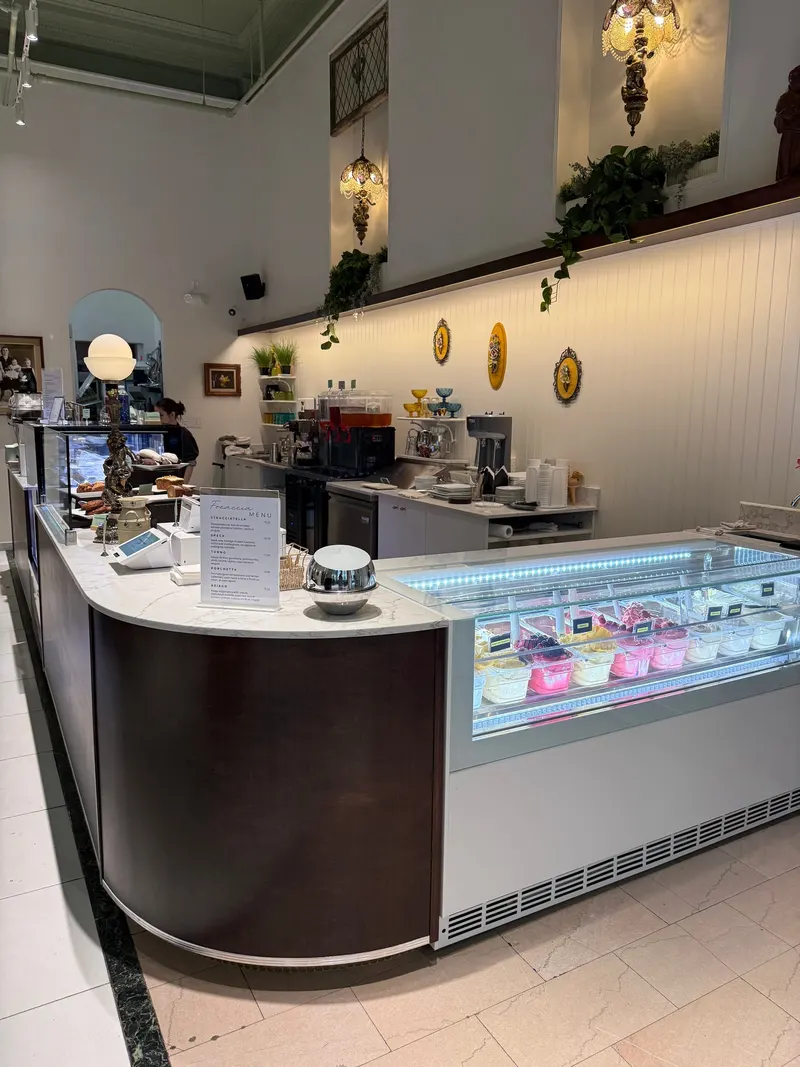 Angelini Café in Vieux Montréal, Montreal