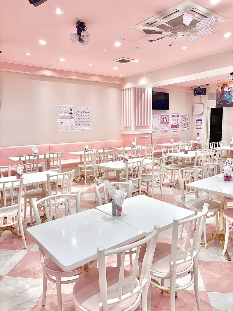 Maidcafe Maidreamin Tenjin nishi-dori Store in Chuo Ward, Fukuoka