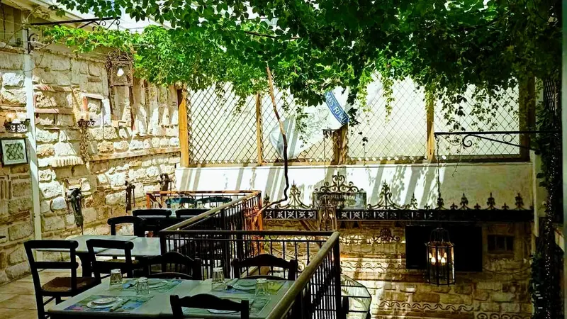 Efcharis restaurant