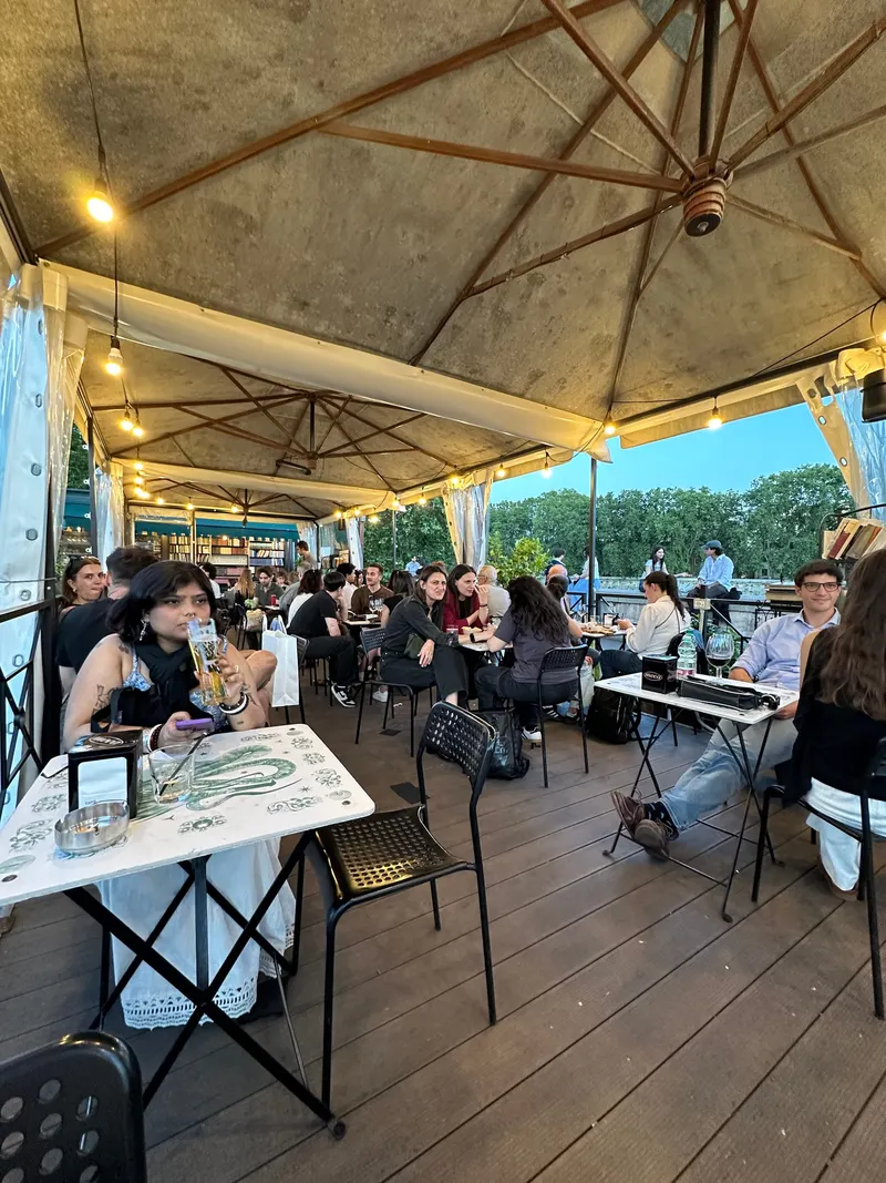 Biblio Bar Roma