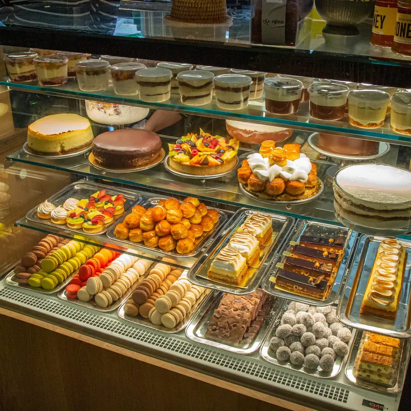 Delicatessen in Neve Sha'anan, Tel Aviv