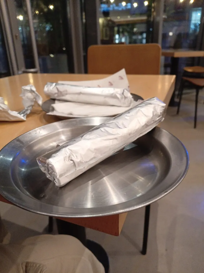 Hayak Restaurant